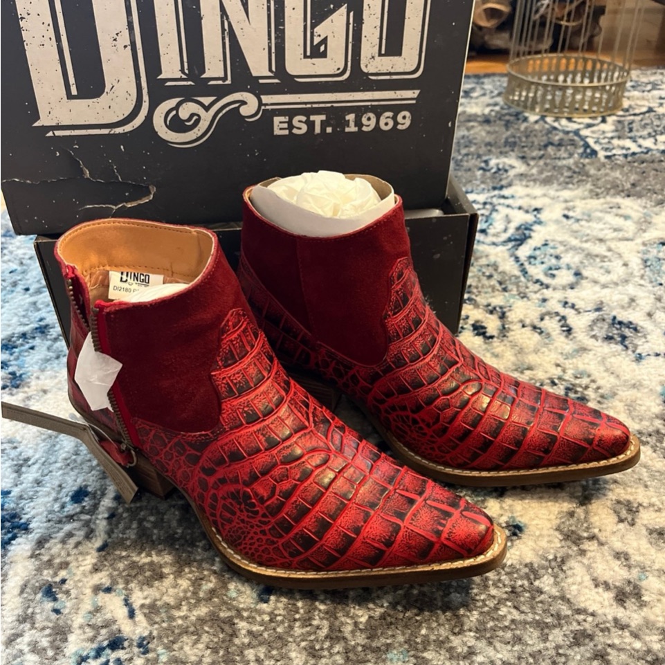 Dingo Red Croc-Pattern Ankle Boots